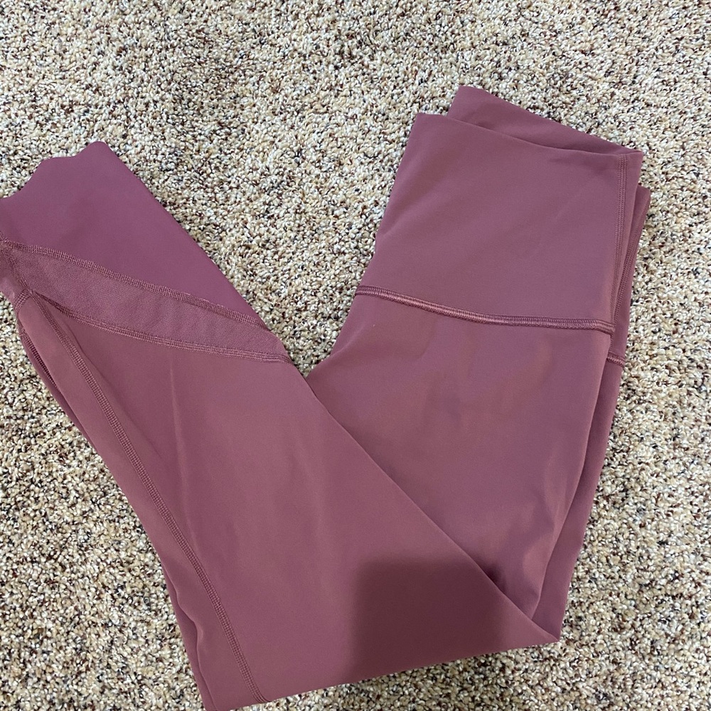 Wunder Under Lululemon Scalopped leggings